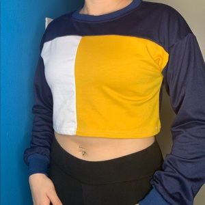 Croptop long sleeve sweater
